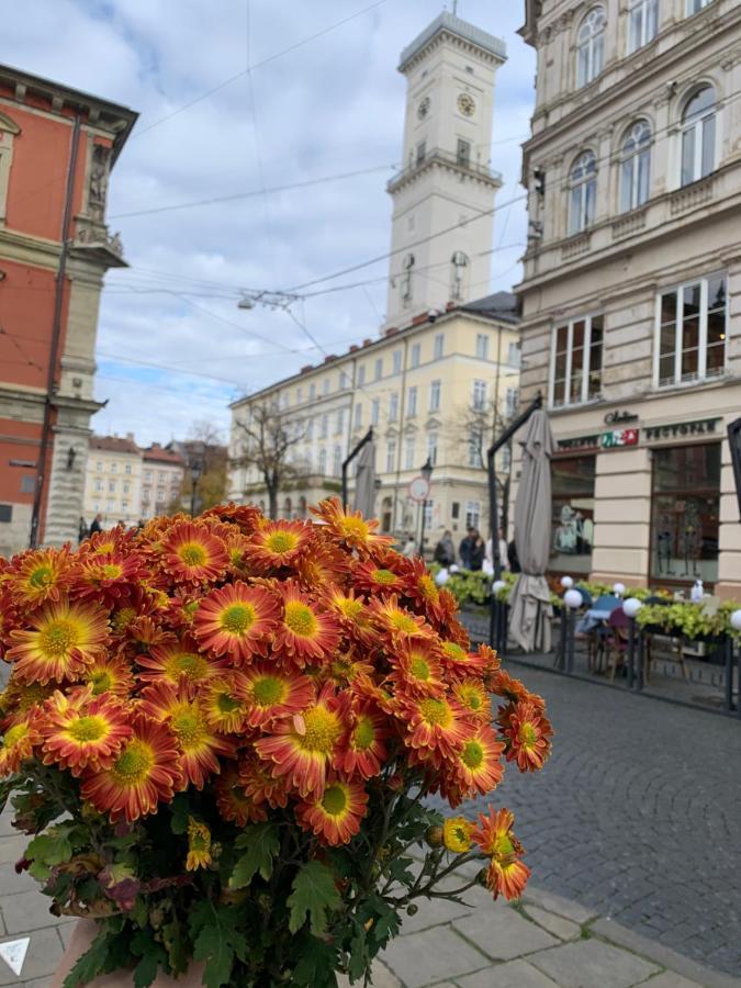 Апартаменти в центрі міста Львів Екстер'єр фото